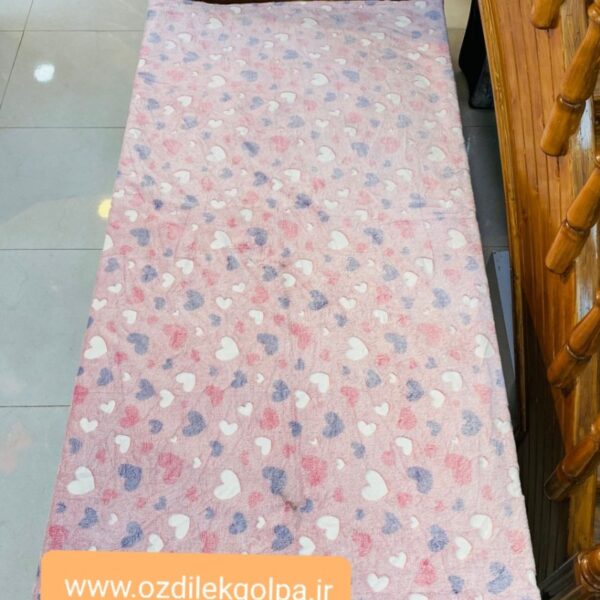 پتو ژله ای مسافرتی شبرنگ یکنفره طرح قلب