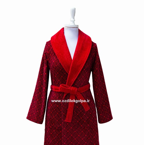 حوله پالتویی برند پودایران Poodrian طرح نویان قرمز