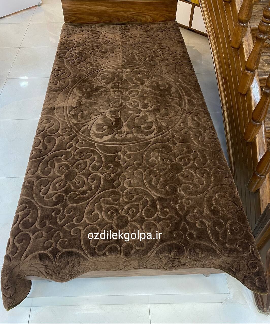 پتو برند گلبافت مدل الوان یکنفره سایز 220*160 رنگ قهوه ای