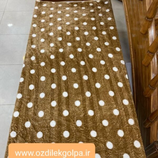 پتو ژله ای مسافرتی یکنفره طرح خالدار رنگ نسکافه ای
