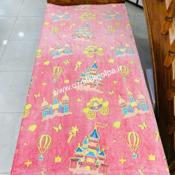 پتو ژله ای مسافرتی شبرنگ یکنفره طرح قلعه