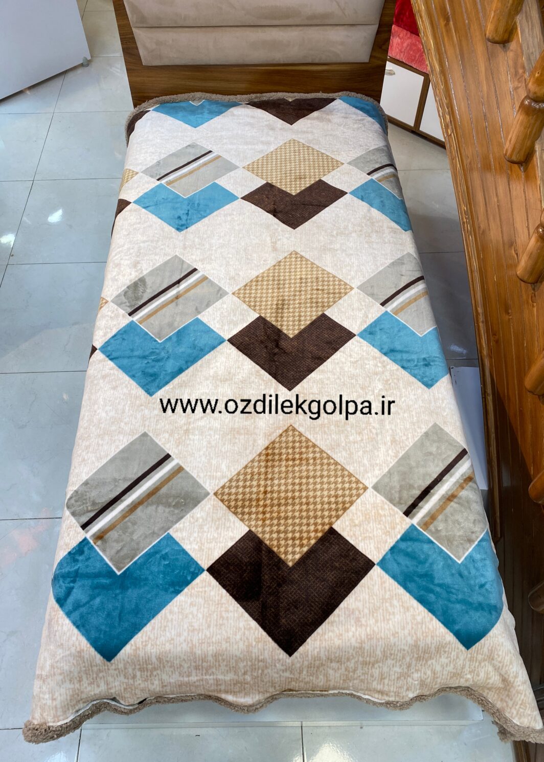 پتو یکنفره دو لایه پشت تدی طرح اسپرت برند پریسان مدل 10 سایز 160 در 220