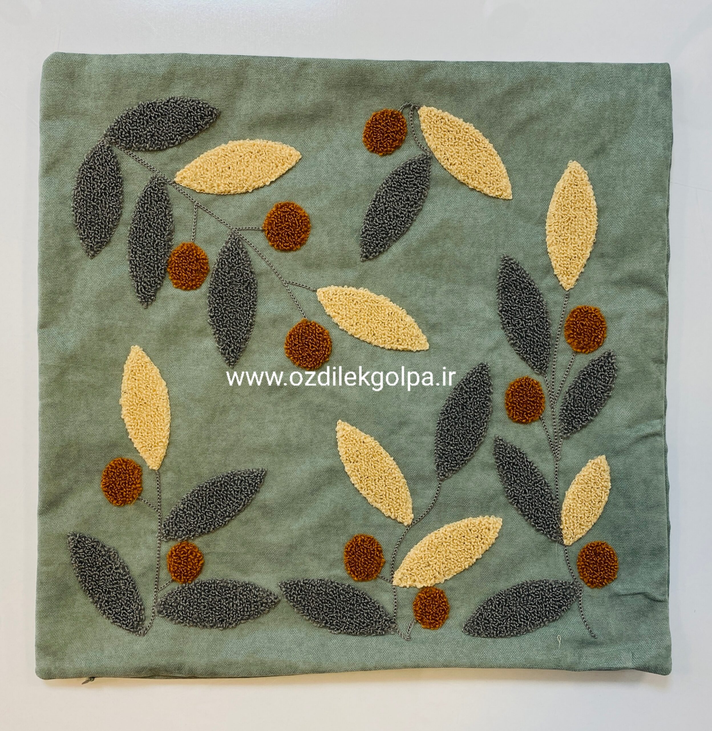 کاور کوسن مدل گلدوزی برجسته